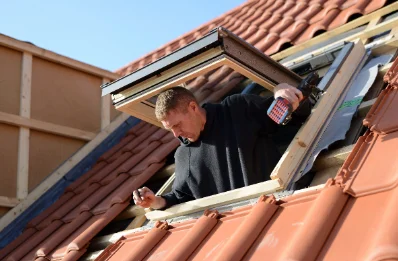 Pose de fenêtres de toit Velux à Najac